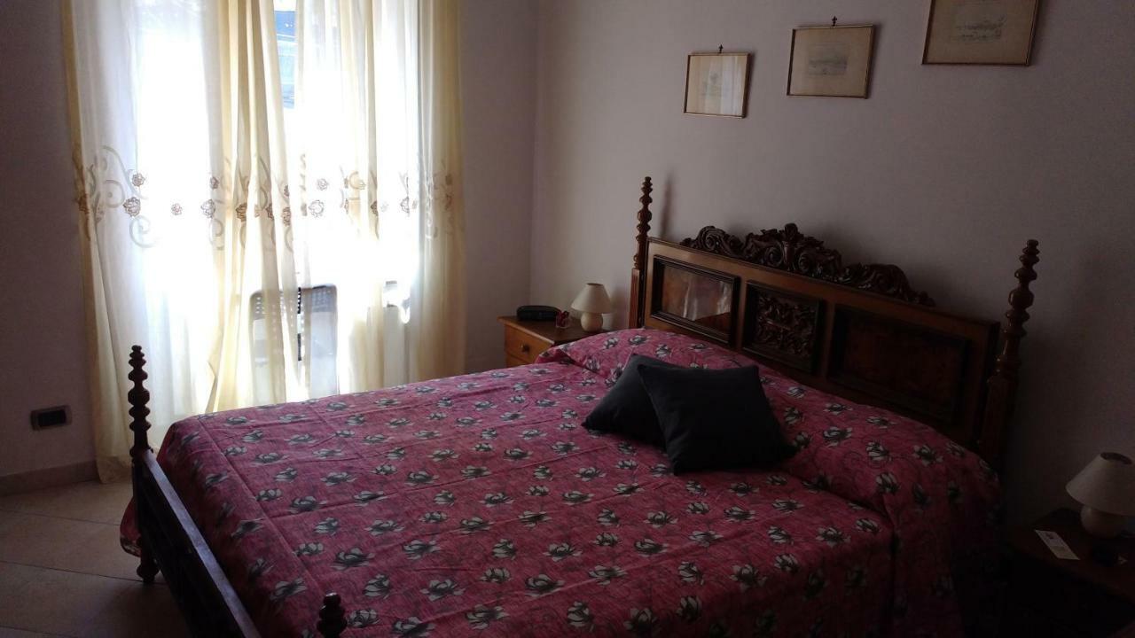 Bed and Breakfast A Casa di Arturo Napoli Esterno foto