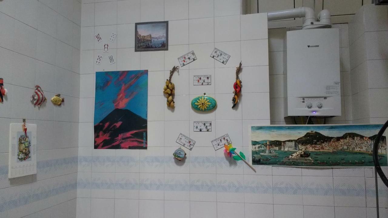 Bed and Breakfast A Casa di Arturo Napoli Esterno foto