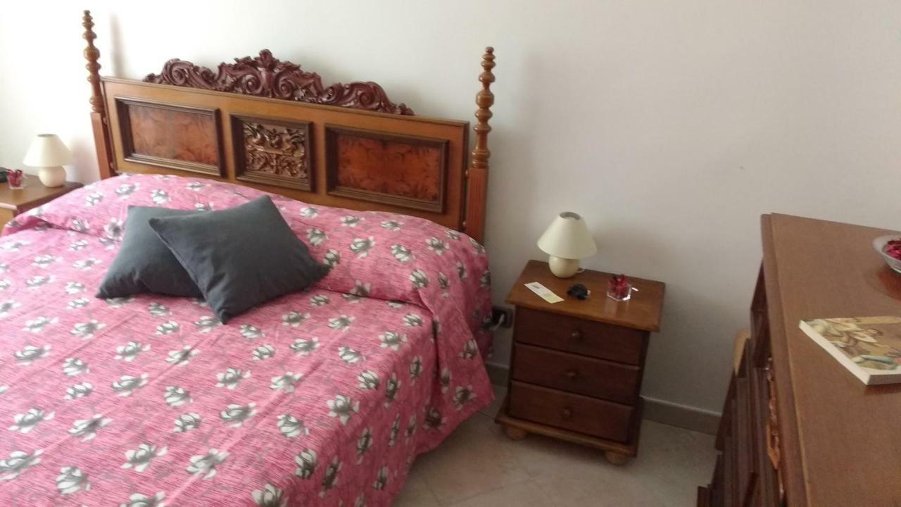 Bed and Breakfast A Casa di Arturo Napoli Esterno foto