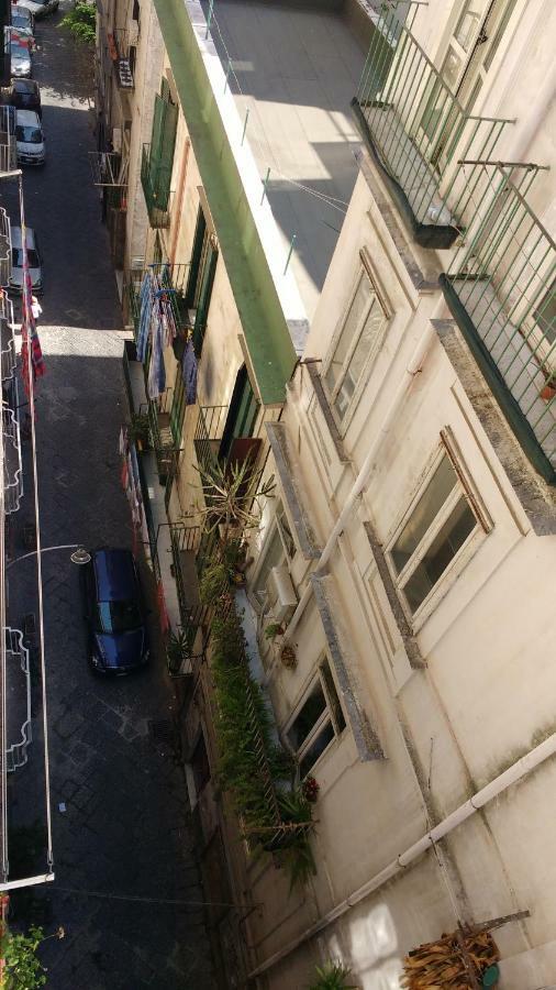 Bed and Breakfast A Casa di Arturo Napoli Esterno foto