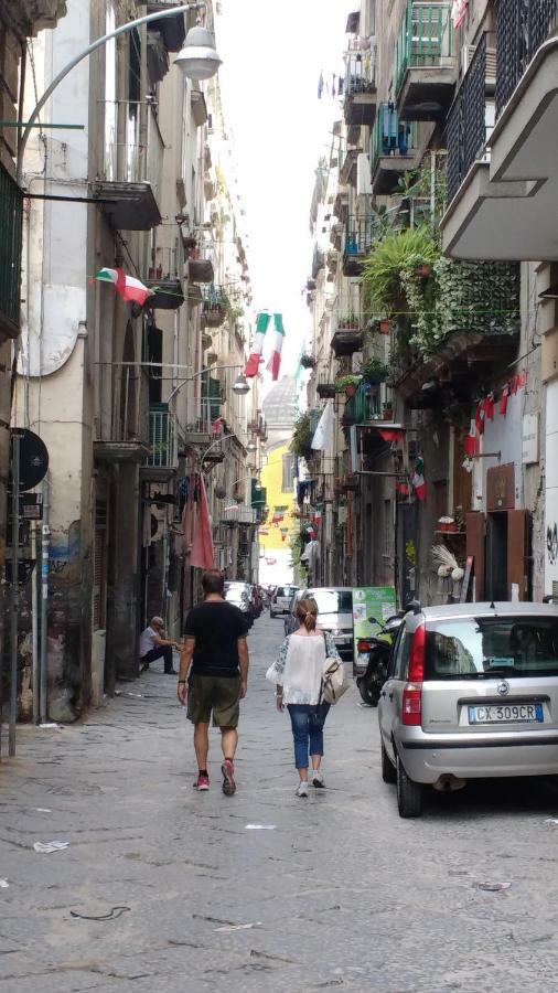 Bed and Breakfast A Casa di Arturo Napoli Esterno foto