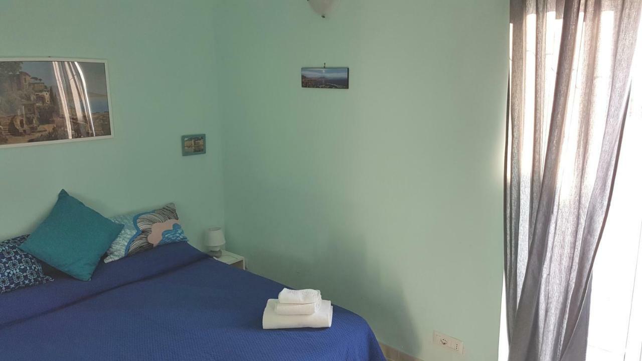 Bed and Breakfast A Casa di Arturo Napoli Esterno foto